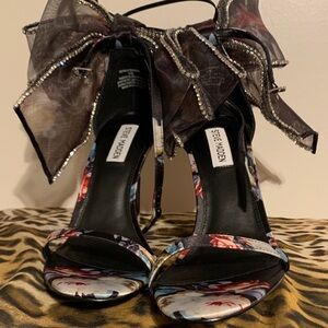 Steve Madden Black Floral Heels with Bow